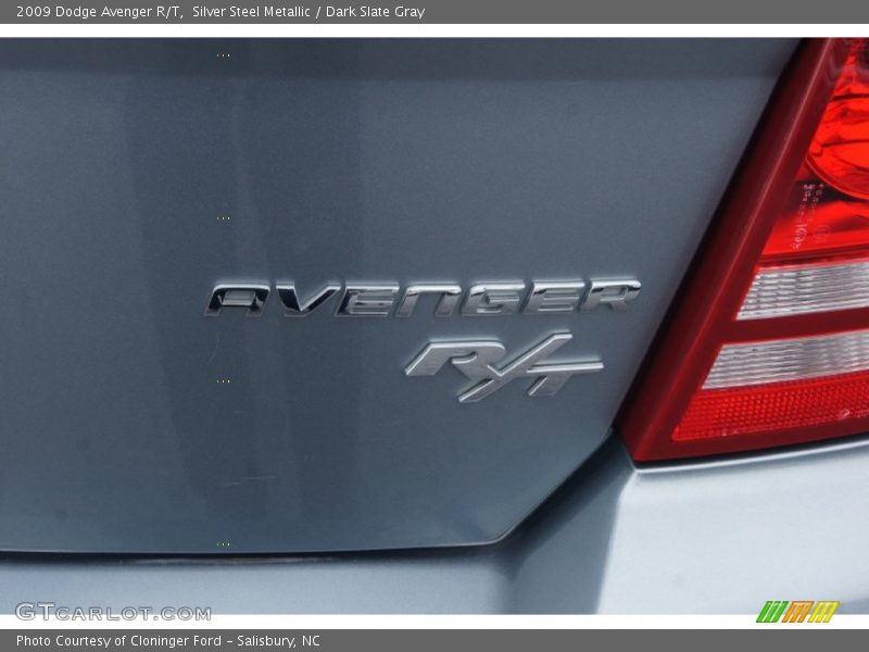 Silver Steel Metallic / Dark Slate Gray 2009 Dodge Avenger R/T
