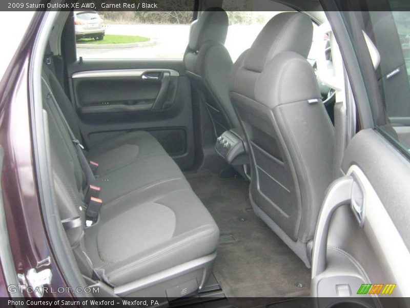 Garnet Red / Black 2009 Saturn Outlook XE AWD