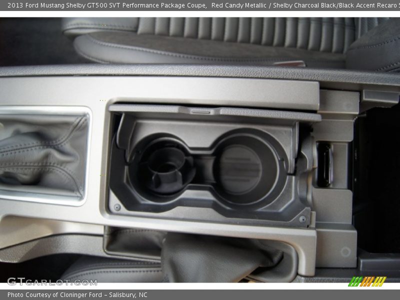 Cupholders - 2013 Ford Mustang Shelby GT500 SVT Performance Package Coupe