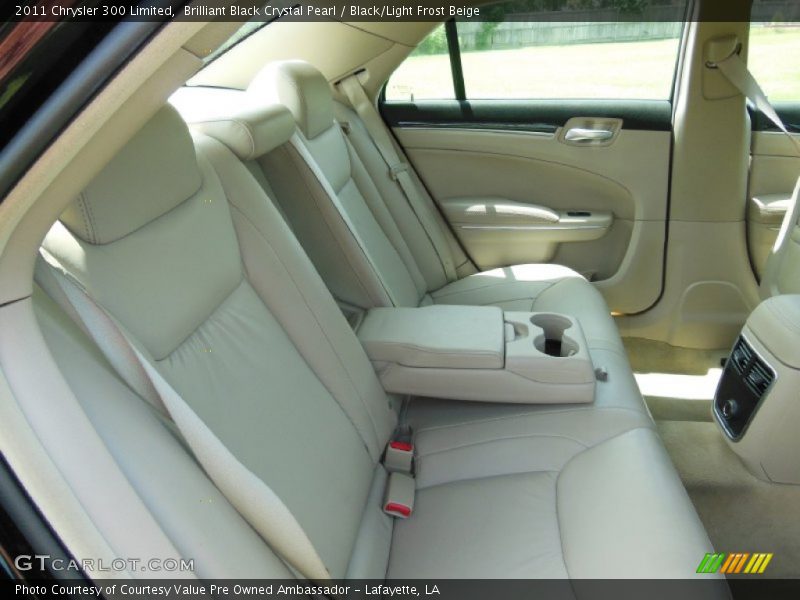 Brilliant Black Crystal Pearl / Black/Light Frost Beige 2011 Chrysler 300 Limited
