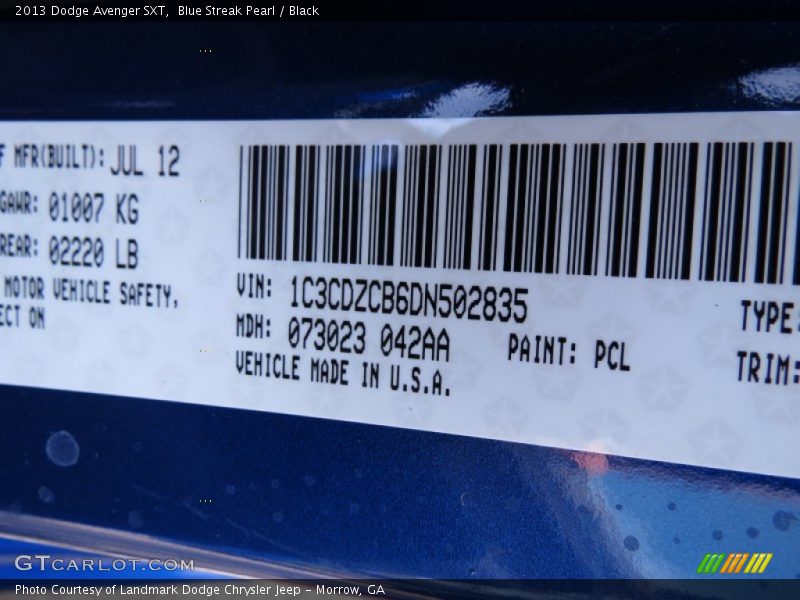 Blue Streak Pearl / Black 2013 Dodge Avenger SXT