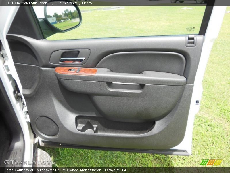 Summit White / Ebony 2011 Chevrolet Suburban LT