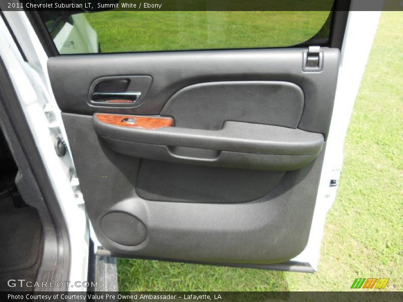 Summit White / Ebony 2011 Chevrolet Suburban LT