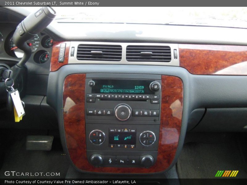 Summit White / Ebony 2011 Chevrolet Suburban LT