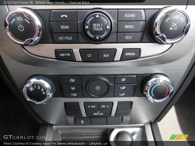 Brilliant Silver Metallic / Charcoal Black 2010 Ford Fusion SE
