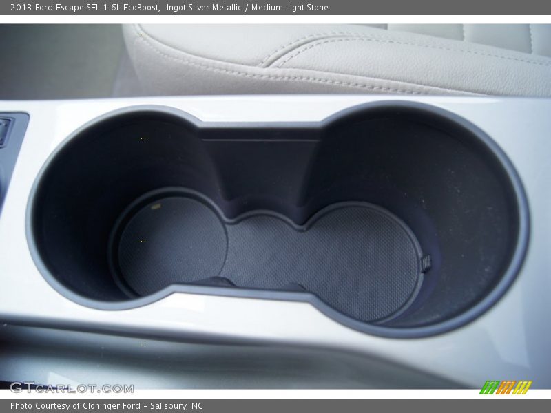 Cup Holders - 2013 Ford Escape SEL 1.6L EcoBoost