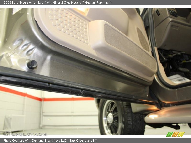 Mineral Grey Metallic / Medium Parchment 2003 Ford Excursion Limited 4x4