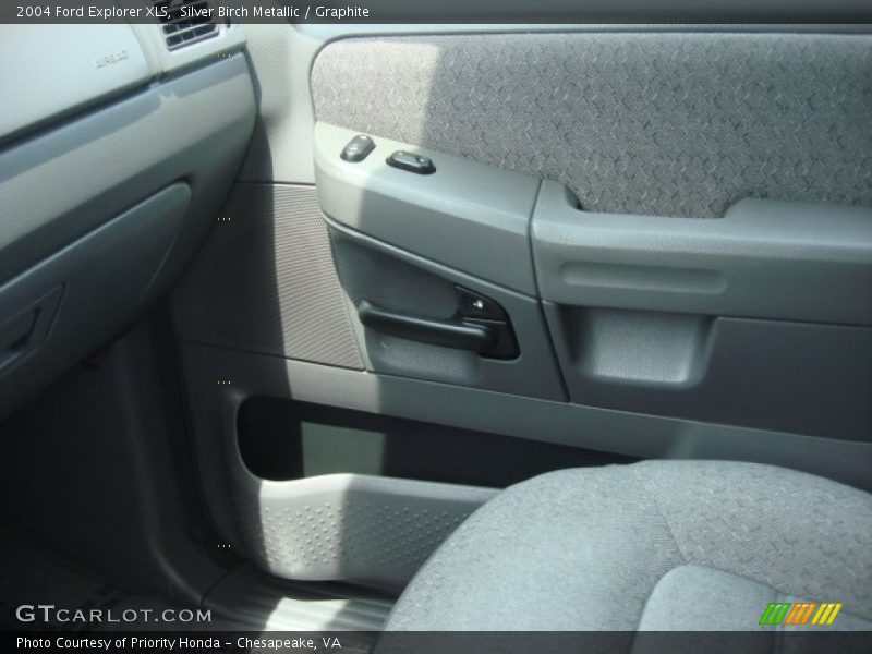 Silver Birch Metallic / Graphite 2004 Ford Explorer XLS