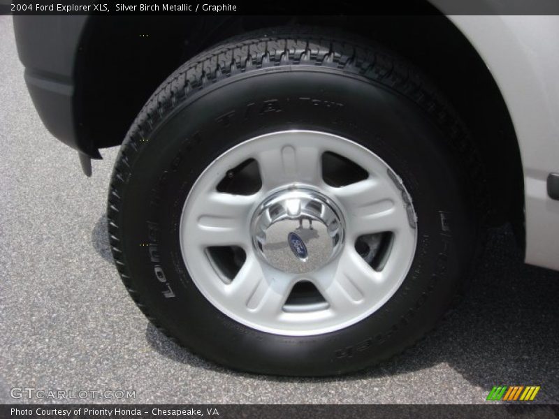 Silver Birch Metallic / Graphite 2004 Ford Explorer XLS