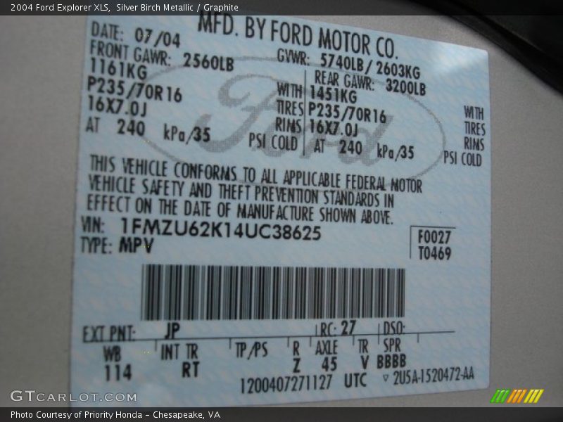 Silver Birch Metallic / Graphite 2004 Ford Explorer XLS