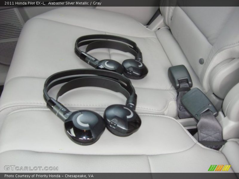 Alabaster Silver Metallic / Gray 2011 Honda Pilot EX-L