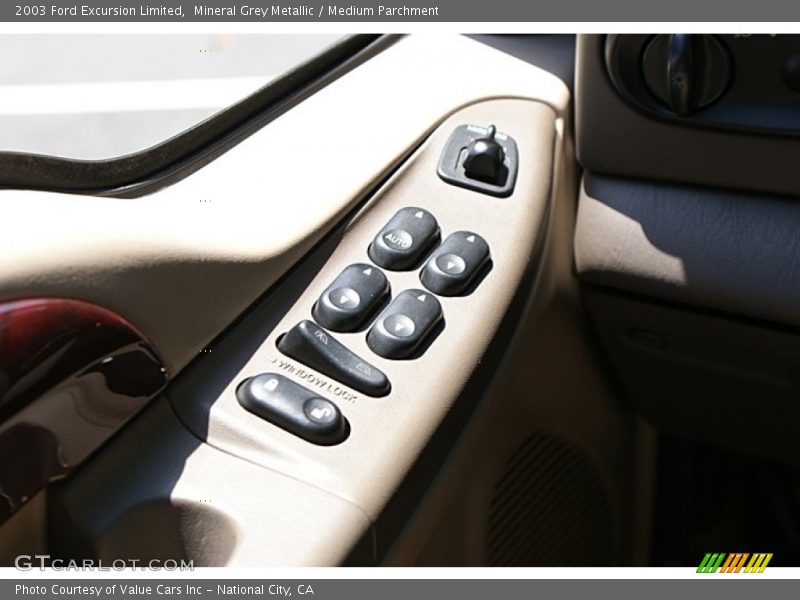 Controls of 2003 Excursion Limited
