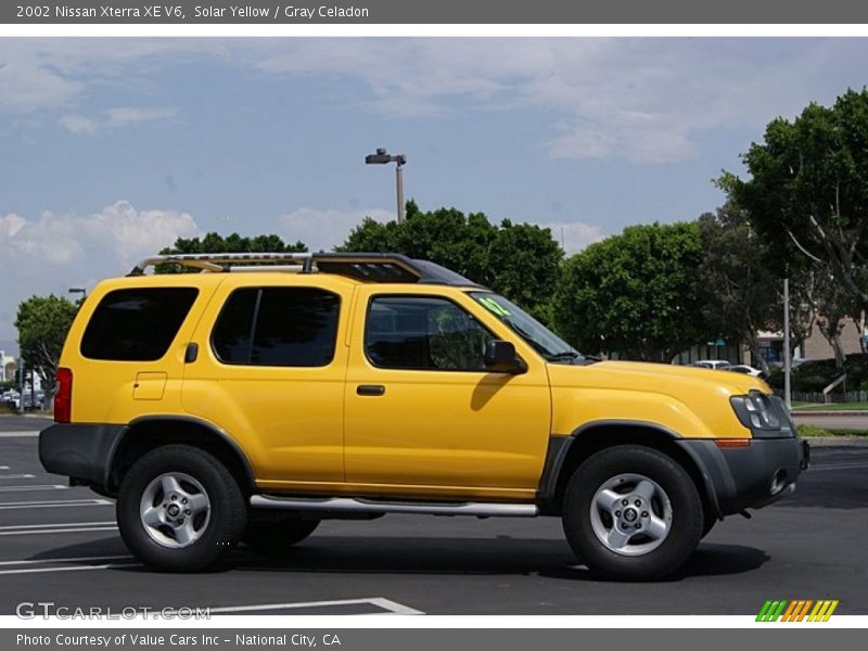  2002 Xterra XE V6 Solar Yellow