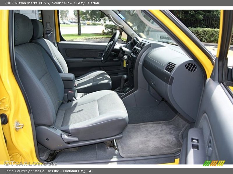  2002 Xterra XE V6 Gray Celadon Interior