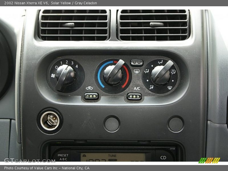 Controls of 2002 Xterra XE V6