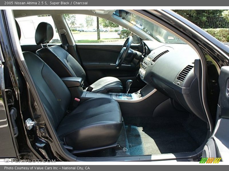 Super Black / Charcoal 2005 Nissan Altima 2.5 S