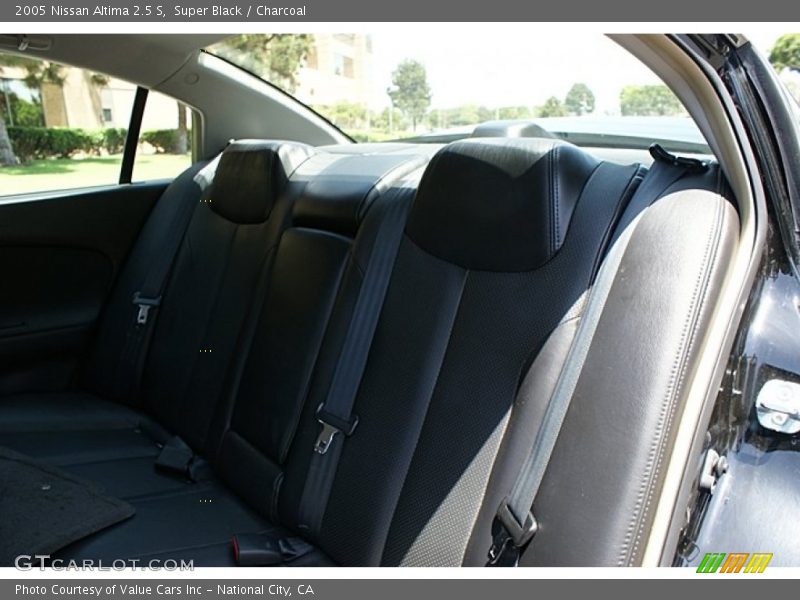 Super Black / Charcoal 2005 Nissan Altima 2.5 S