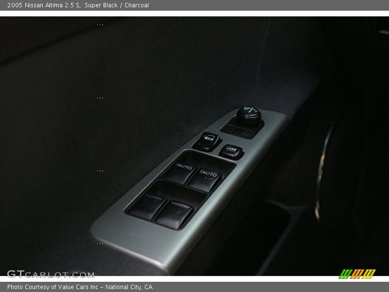 Super Black / Charcoal 2005 Nissan Altima 2.5 S