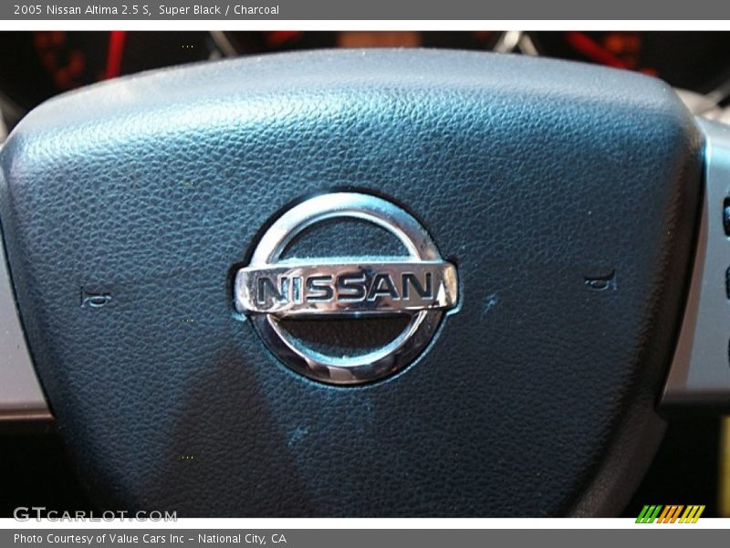 Super Black / Charcoal 2005 Nissan Altima 2.5 S