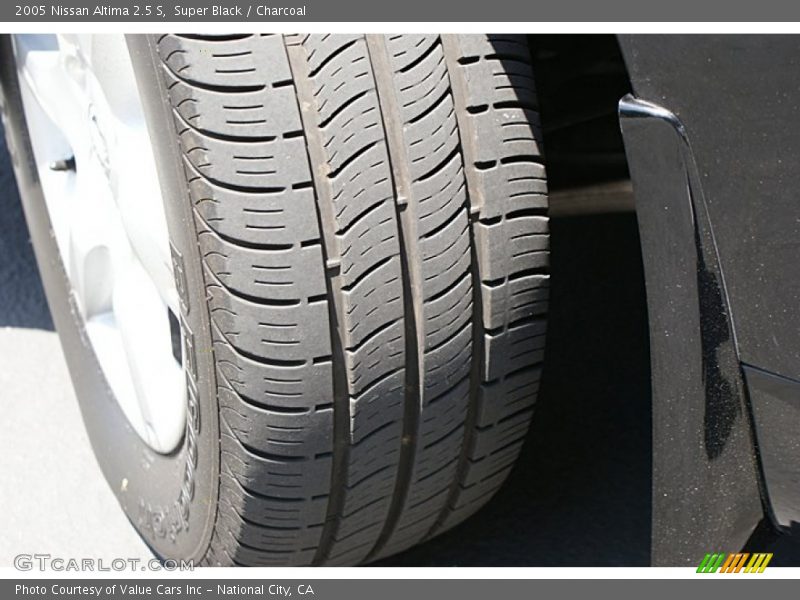 Super Black / Charcoal 2005 Nissan Altima 2.5 S