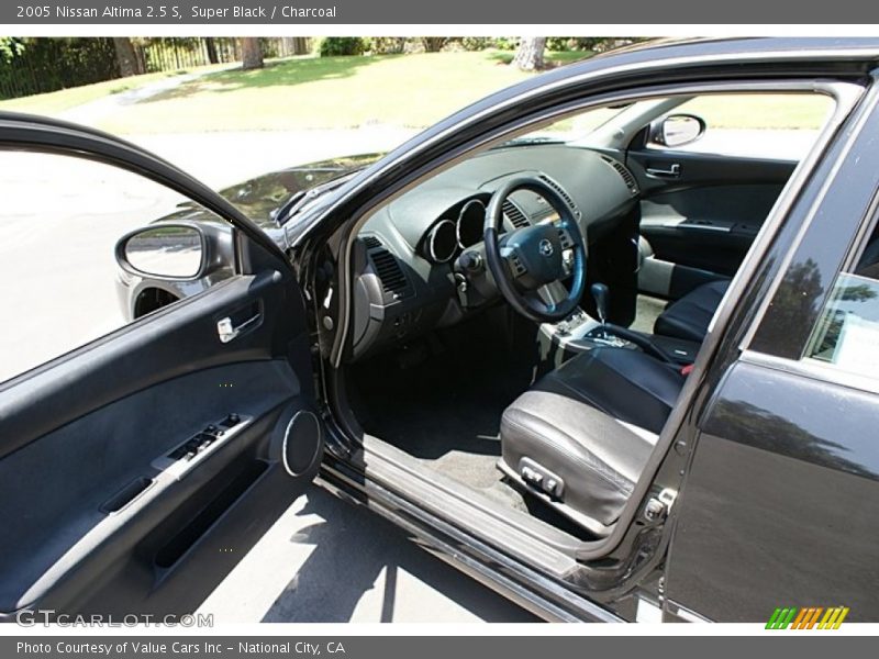 Super Black / Charcoal 2005 Nissan Altima 2.5 S