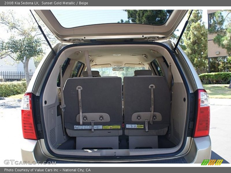  2008 Sedona LX Trunk
