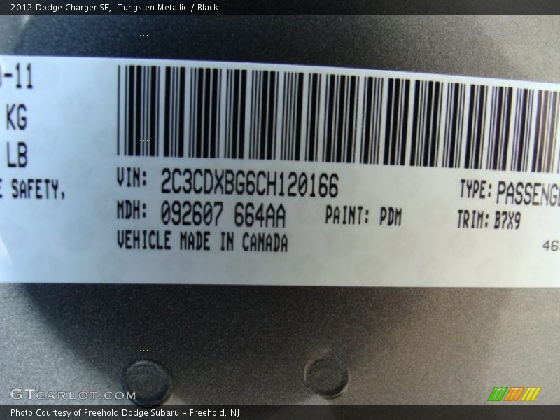 Tungsten Metallic / Black 2012 Dodge Charger SE