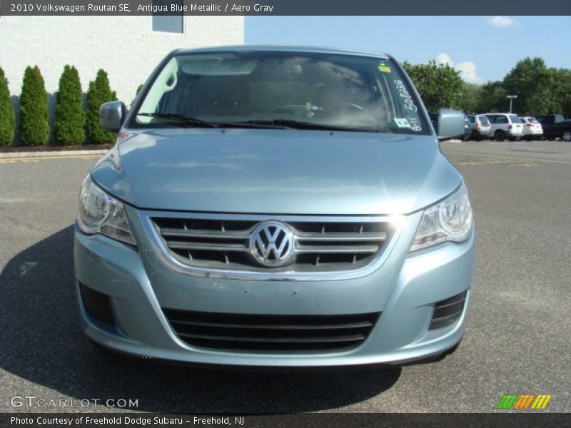 Antigua Blue Metallic / Aero Gray 2010 Volkswagen Routan SE