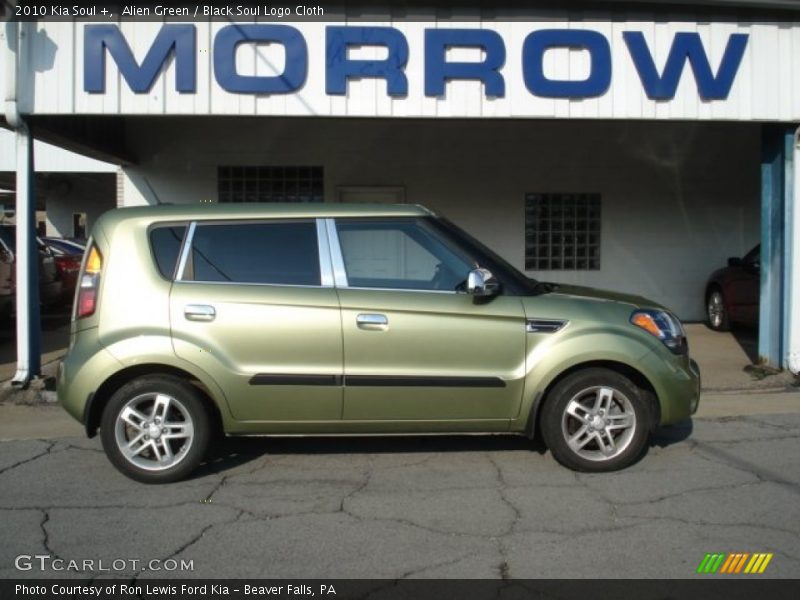 Alien Green / Black Soul Logo Cloth 2010 Kia Soul +
