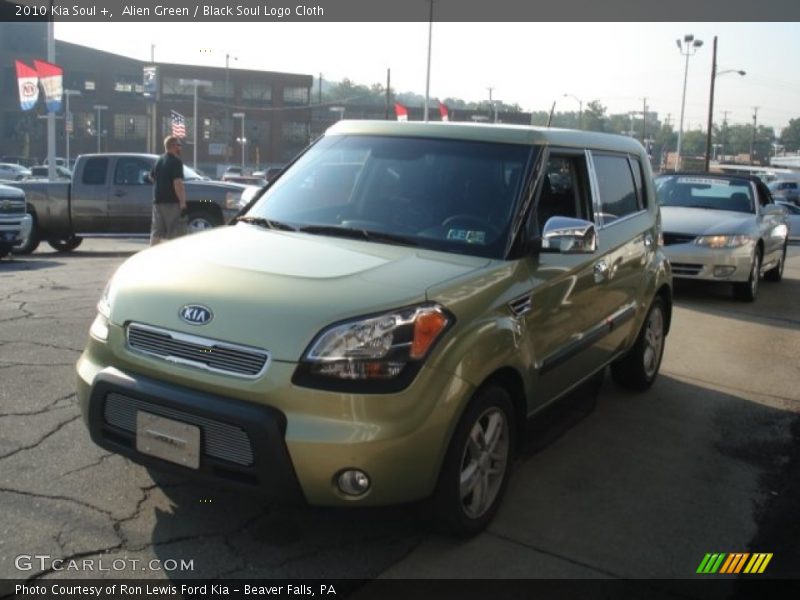 Alien Green / Black Soul Logo Cloth 2010 Kia Soul +