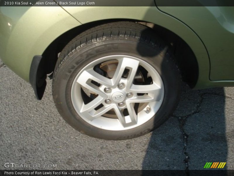 Alien Green / Black Soul Logo Cloth 2010 Kia Soul +