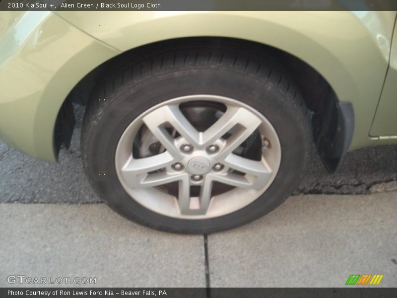 Alien Green / Black Soul Logo Cloth 2010 Kia Soul +