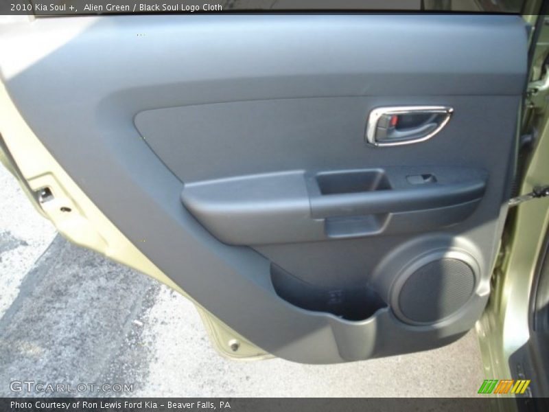 Alien Green / Black Soul Logo Cloth 2010 Kia Soul +