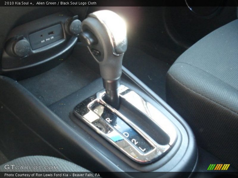 Alien Green / Black Soul Logo Cloth 2010 Kia Soul +