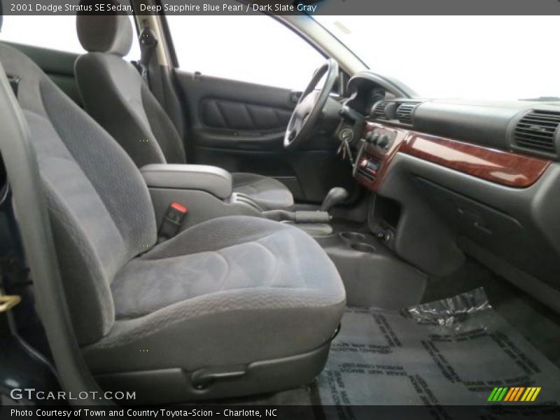 Deep Sapphire Blue Pearl / Dark Slate Gray 2001 Dodge Stratus SE Sedan