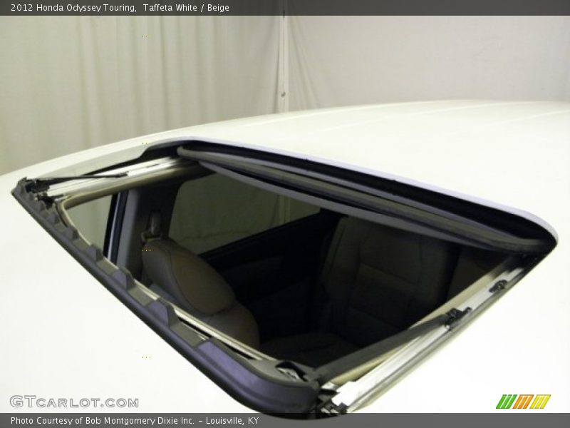Taffeta White / Beige 2012 Honda Odyssey Touring