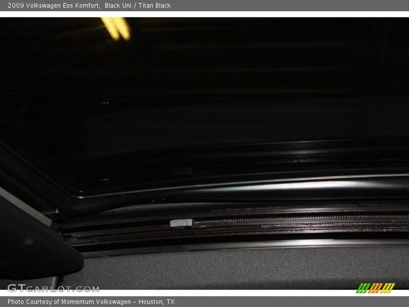 Black Uni / Titan Black 2009 Volkswagen Eos Komfort