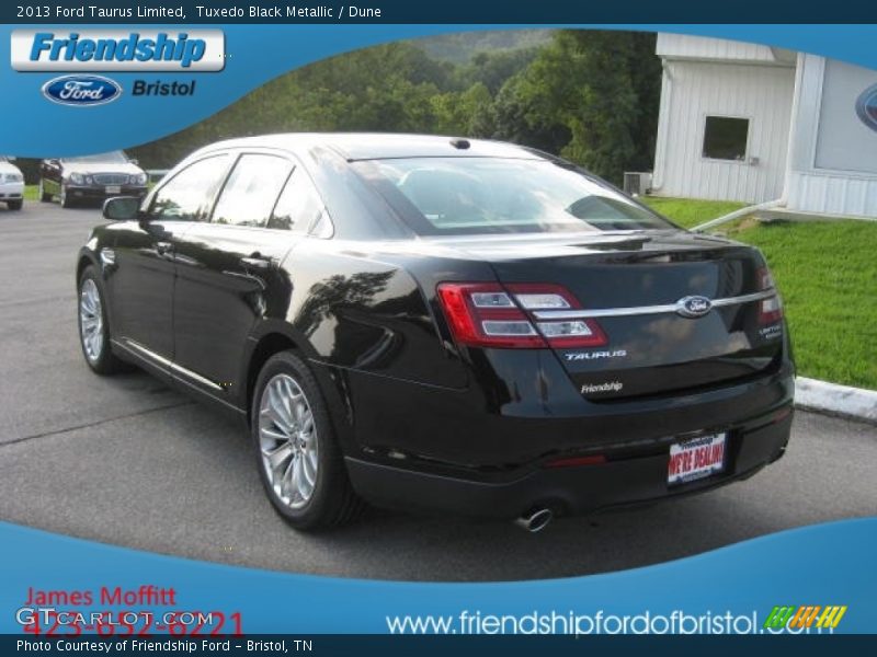 Tuxedo Black Metallic / Dune 2013 Ford Taurus Limited