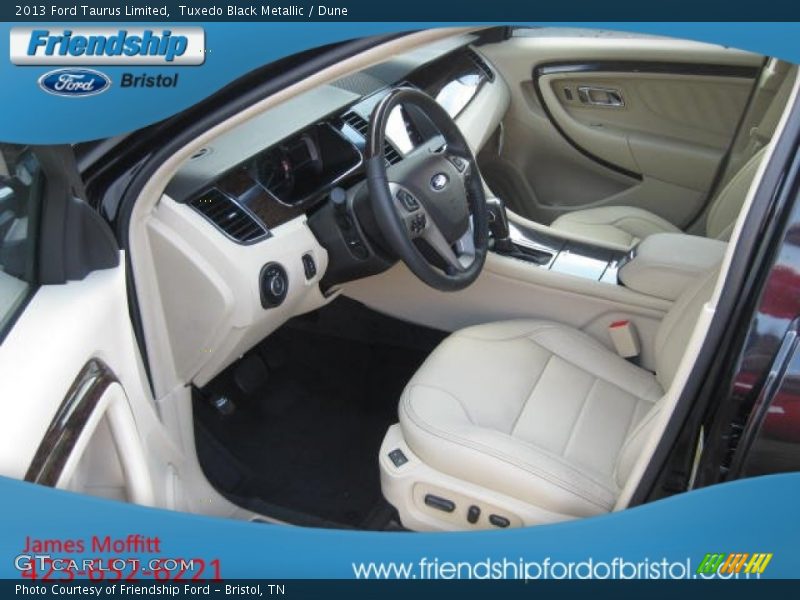 Tuxedo Black Metallic / Dune 2013 Ford Taurus Limited