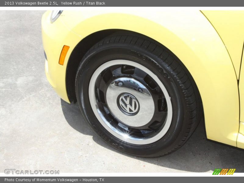 Yellow Rush / Titan Black 2013 Volkswagen Beetle 2.5L