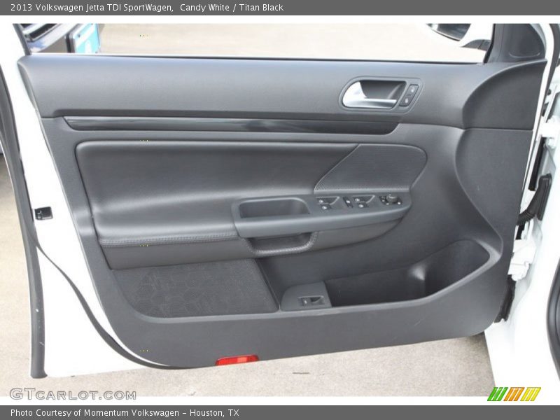 Candy White / Titan Black 2013 Volkswagen Jetta TDI SportWagen
