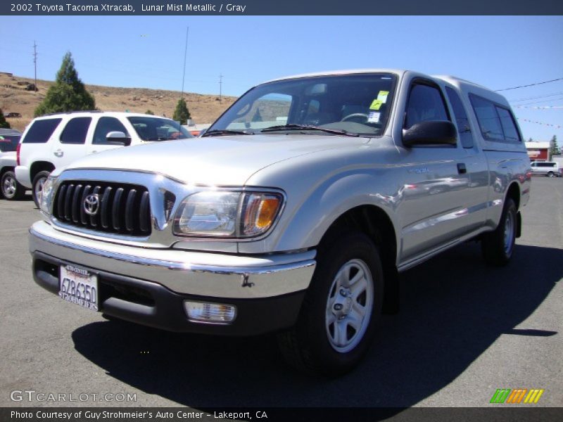 Lunar Mist Metallic / Gray 2002 Toyota Tacoma Xtracab