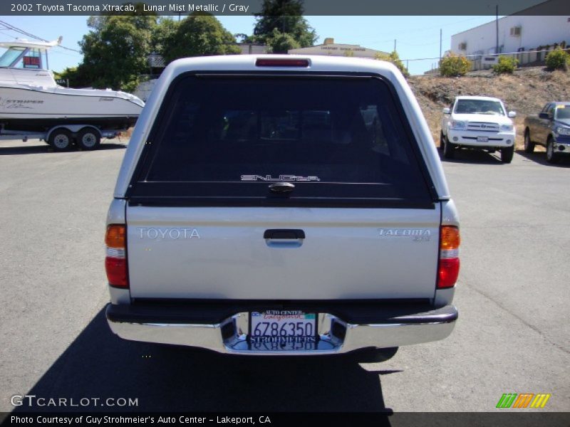 Lunar Mist Metallic / Gray 2002 Toyota Tacoma Xtracab