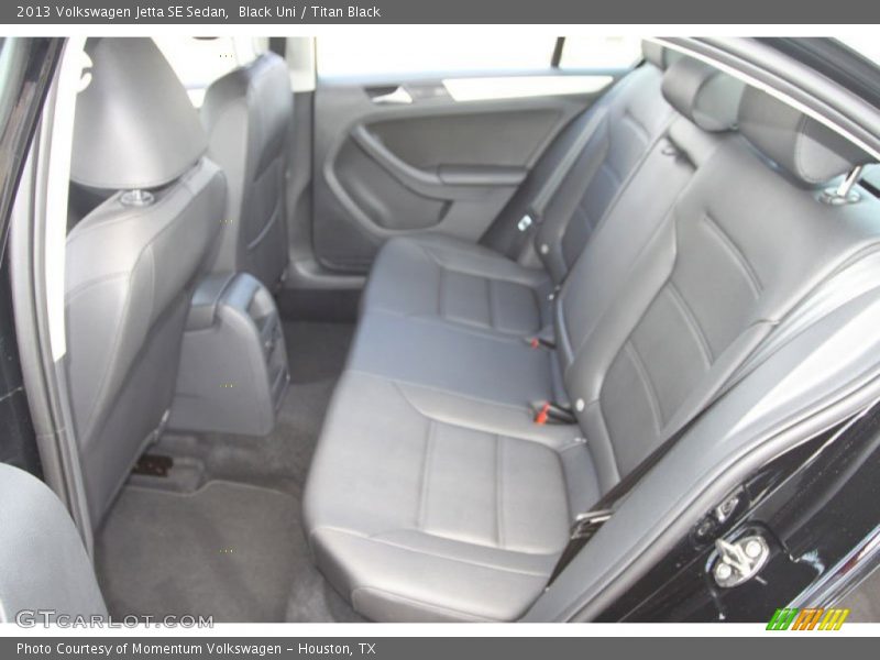 Black Uni / Titan Black 2013 Volkswagen Jetta SE Sedan