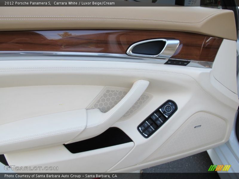 Door Panel of 2012 Panamera S