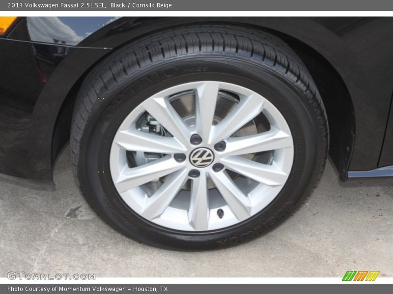 Black / Cornsilk Beige 2013 Volkswagen Passat 2.5L SEL