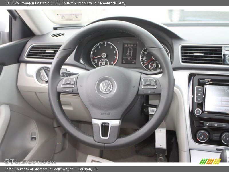 Reflex Silver Metallic / Moonrock Gray 2013 Volkswagen Passat 2.5L SE