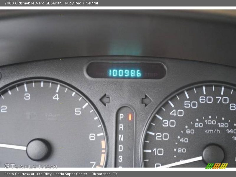 Ruby Red / Neutral 2000 Oldsmobile Alero GL Sedan
