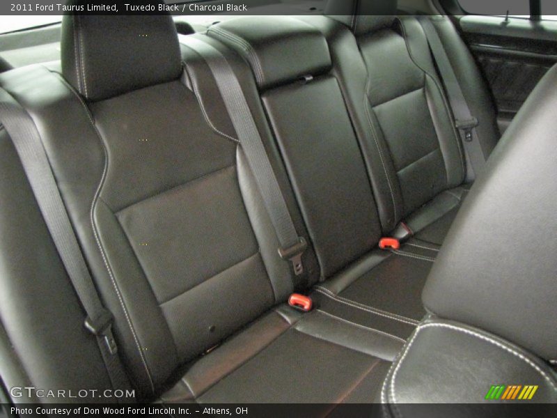 Tuxedo Black / Charcoal Black 2011 Ford Taurus Limited