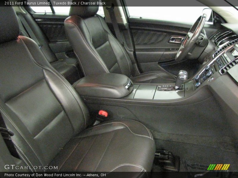 Tuxedo Black / Charcoal Black 2011 Ford Taurus Limited